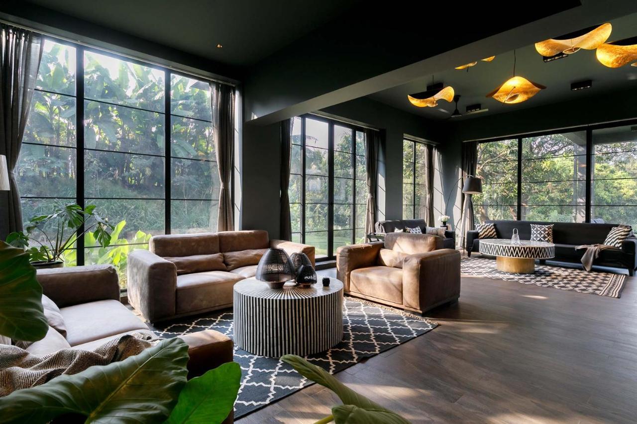Stayvista At The Charcoal Villa Luxury Collection Алибаг Экстерьер фото