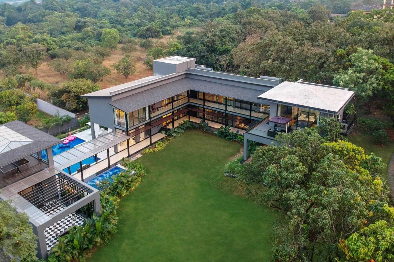 Stayvista At The Charcoal Villa Luxury Collection Алибаг Экстерьер фото